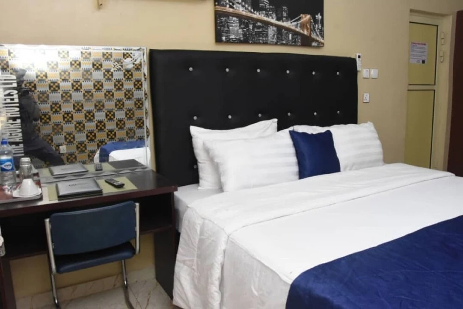 Stunning 3-bed House in Well Secured Estate, Lekki