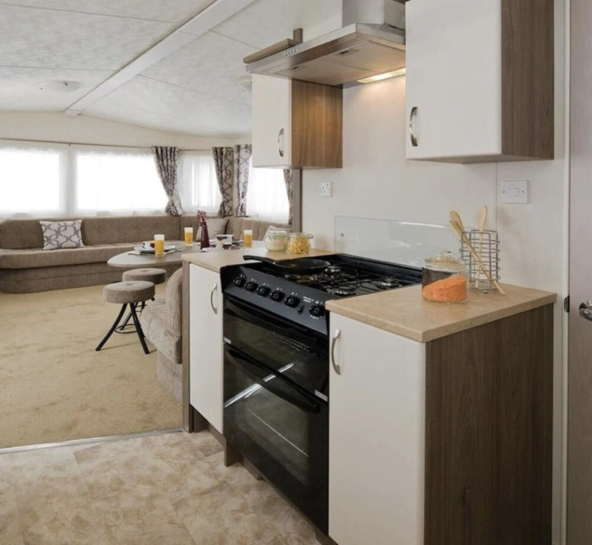 Stunning 4-bed Caravan in Mablethorpe Sleeps 10