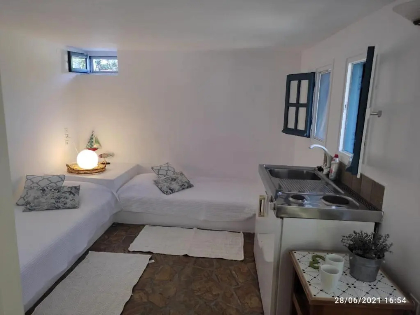 Chez Semiramis Sunrise Serifos 11 persons