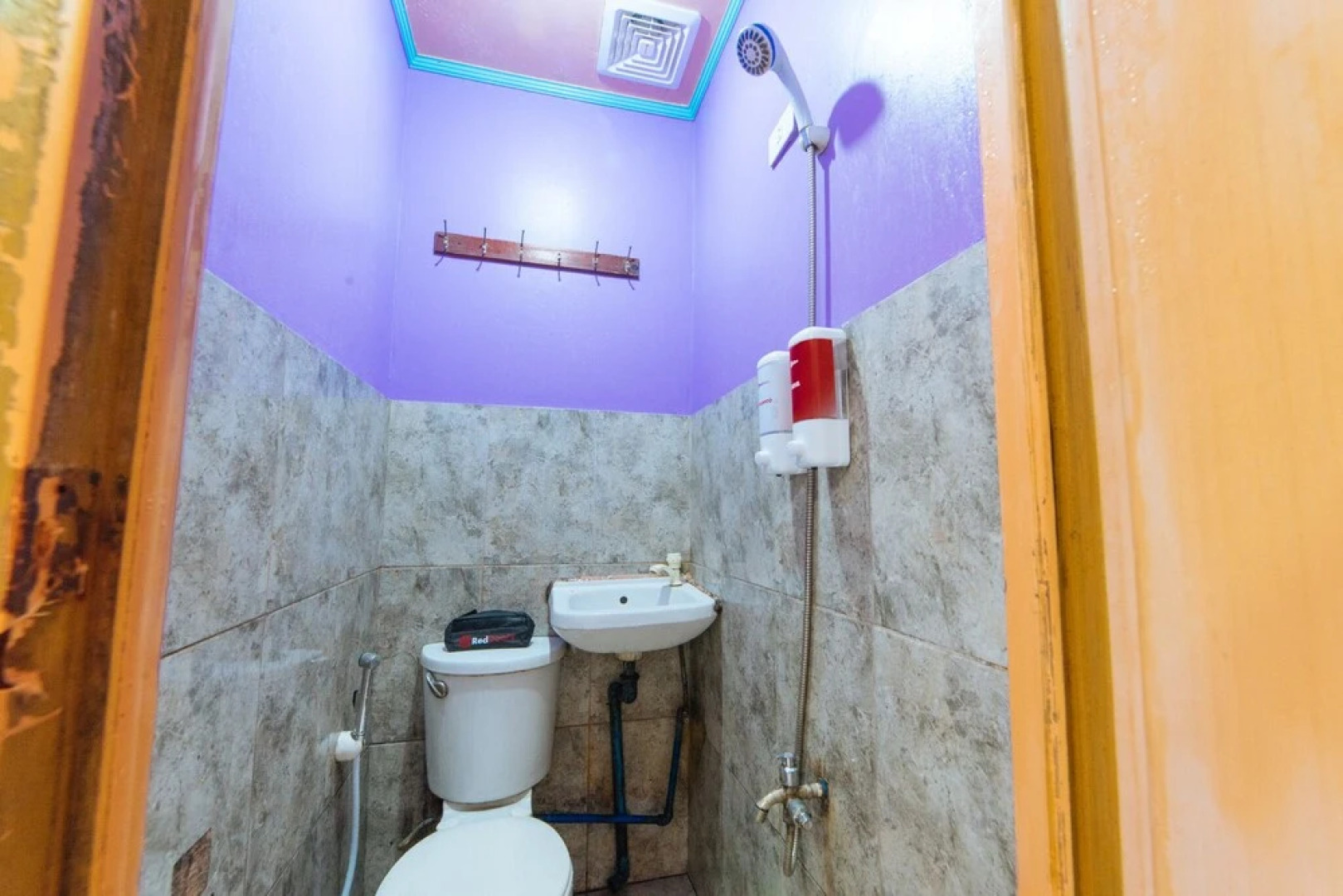 Infinity Garden Resort by RedDoorz