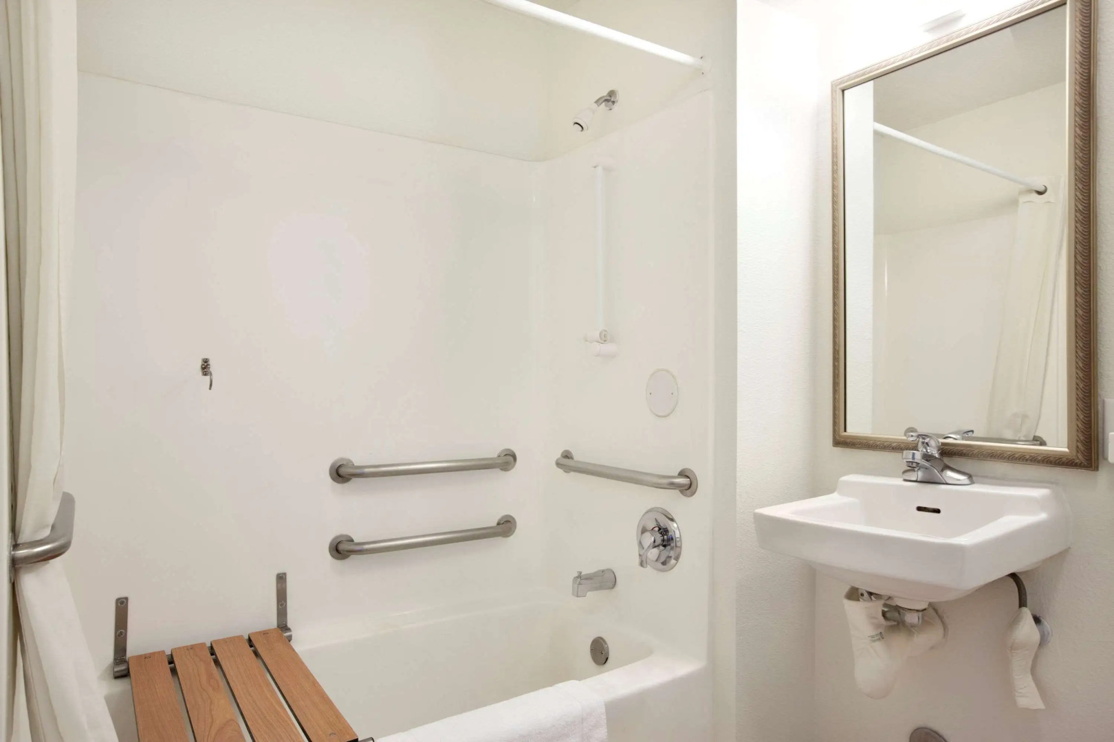 Super 8 by Wyndham Garland/Rowlett/East Dallas Area