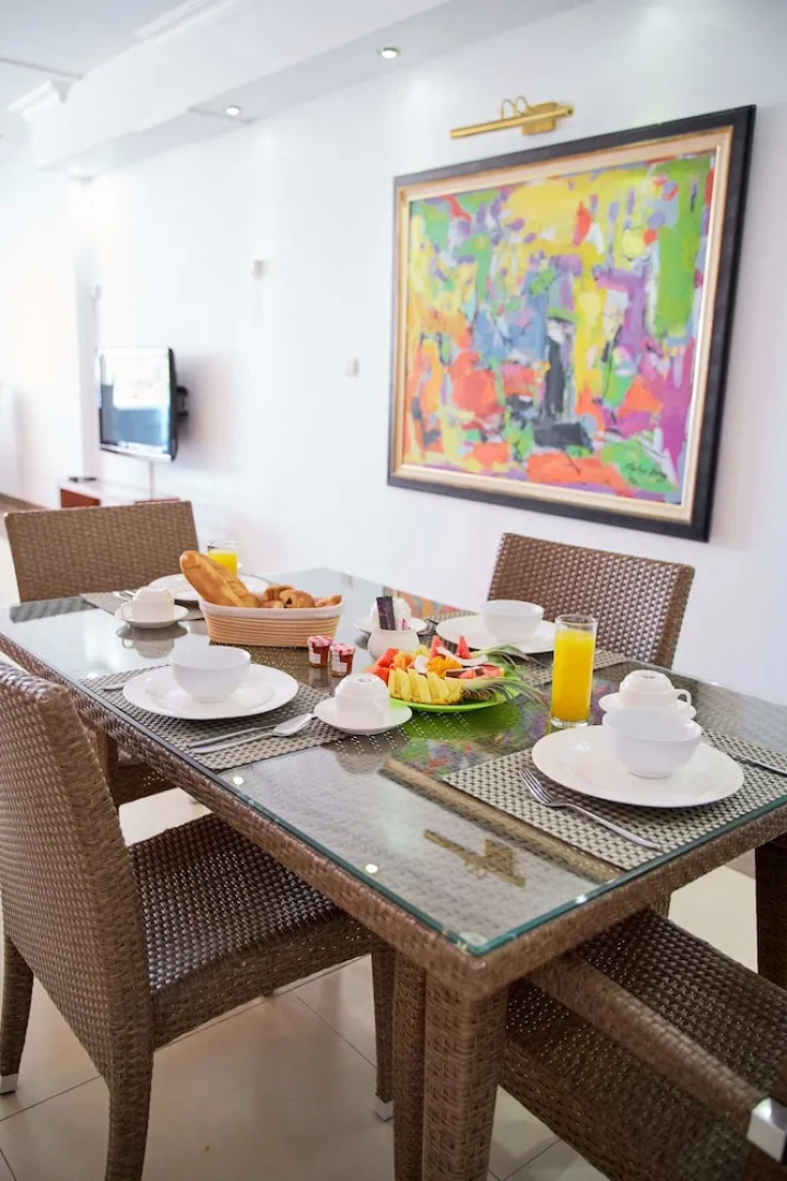 BurNas Beach & Apartments