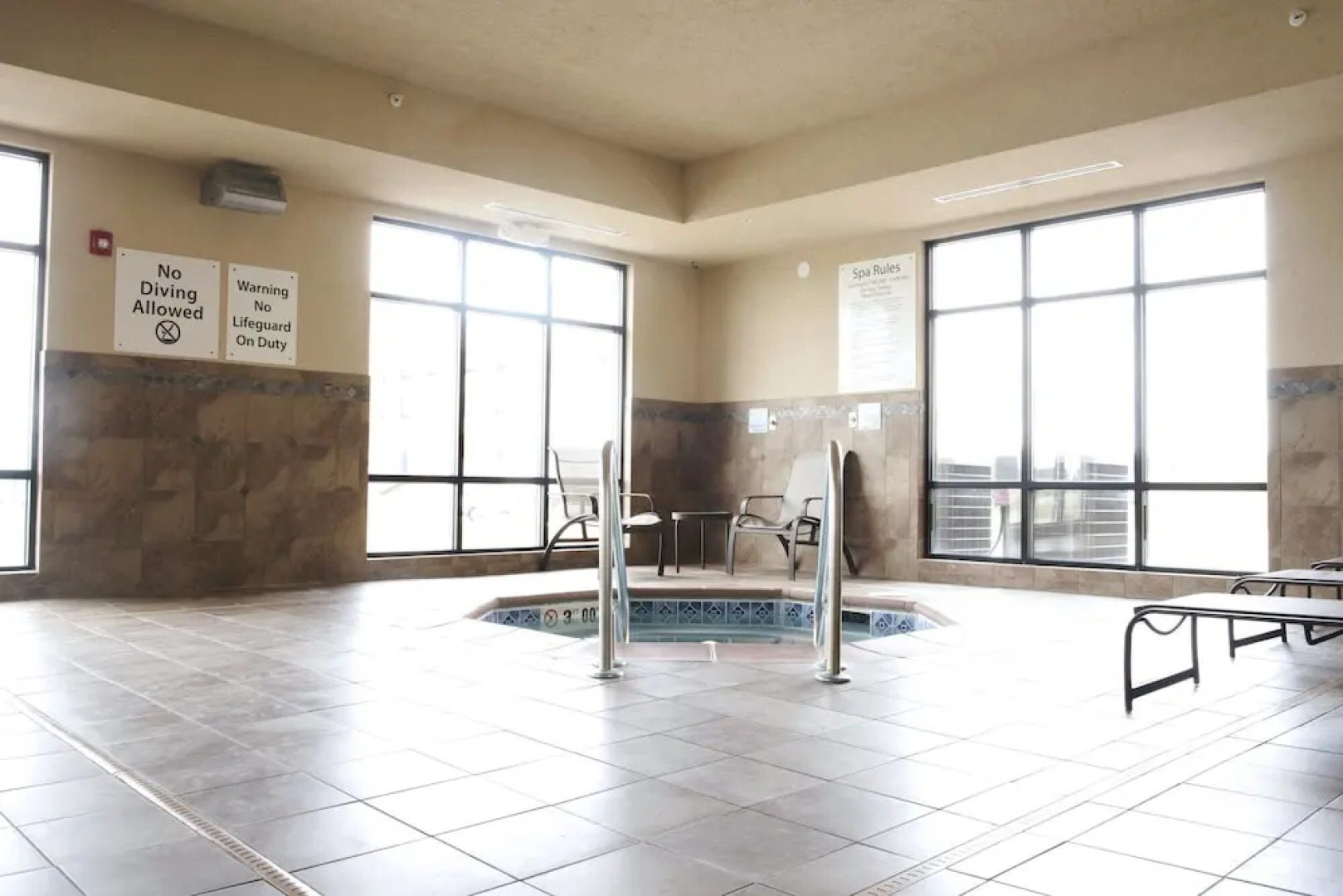 Holiday Inn Express Urbandale Des Moines