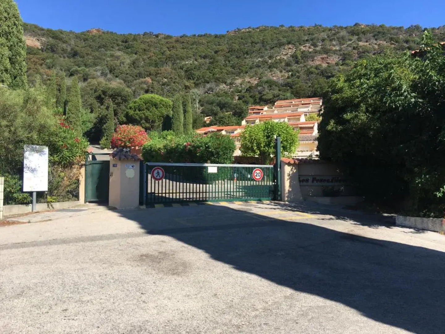 Studio/jardin/piscine/plage Le Lavandou Pramousquier