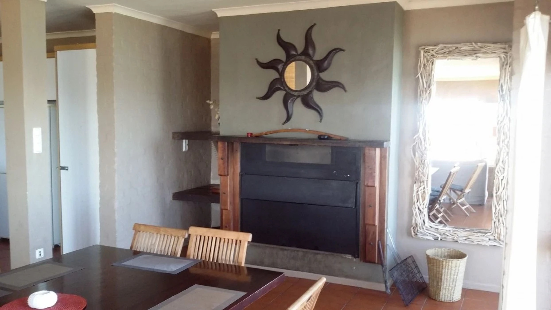 8 Thera 29 Self catering