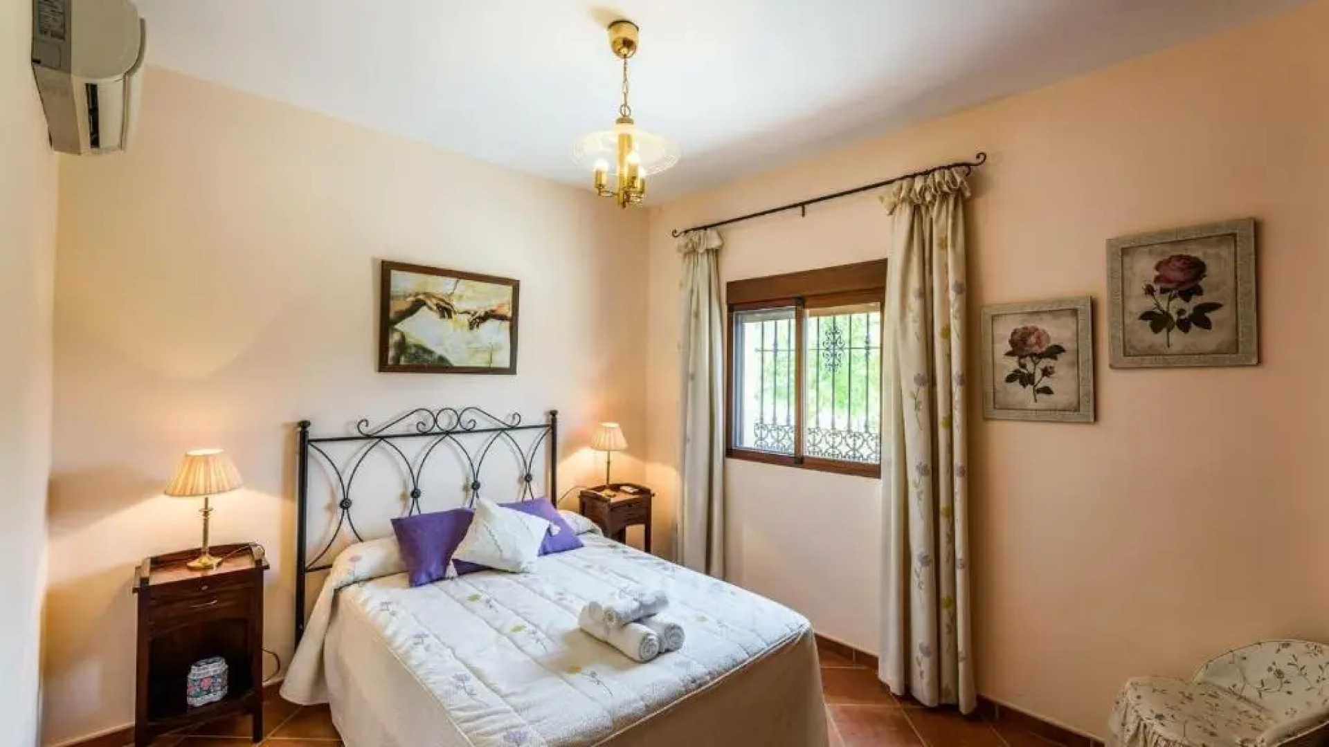 Cortijo Angela Vinuela by Ruralidays