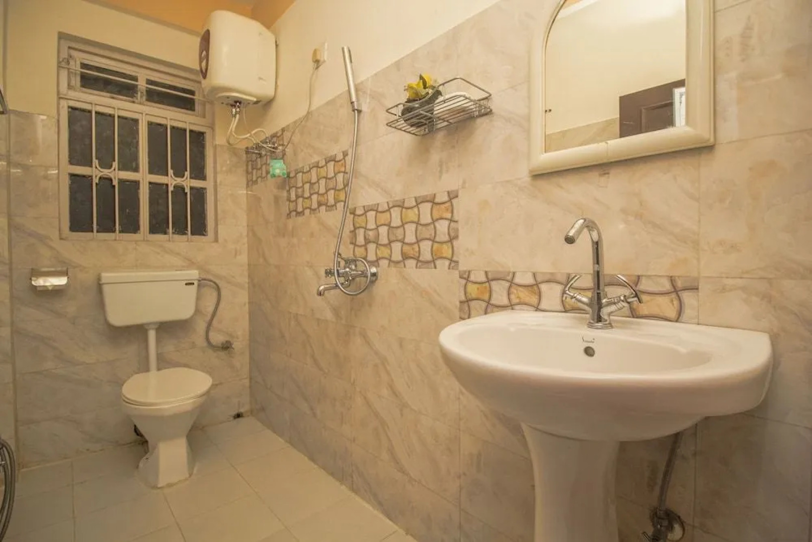 Oyo 30417 Hotel Green View Neelgiri