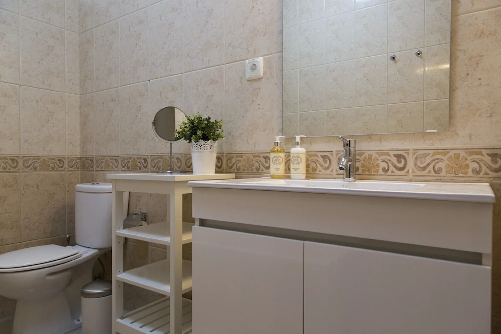 AHG- Alcochete Guest House Unip Lda