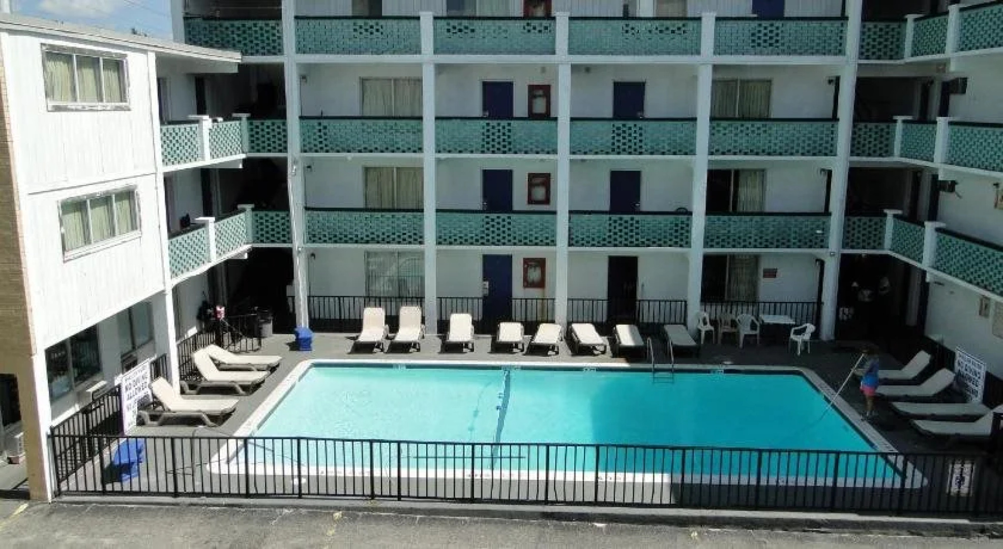 Sea Gypsy Inn Oceanfront