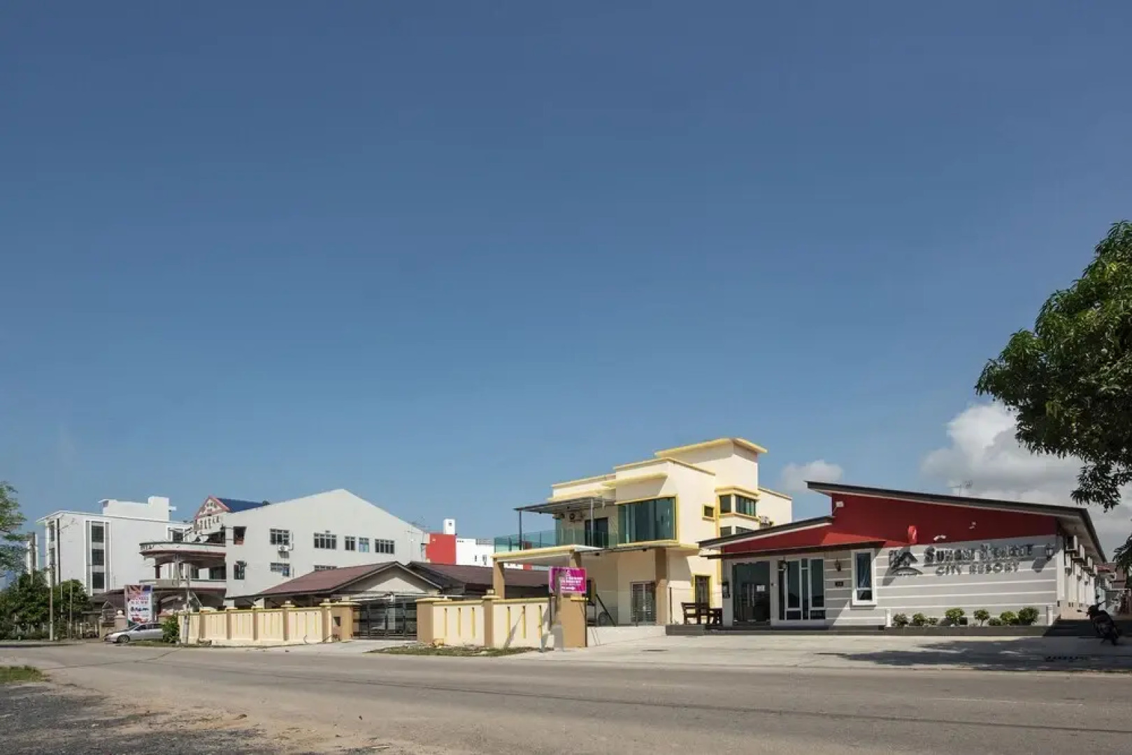 OYO 90234 Sungai Rengit City Resort 2