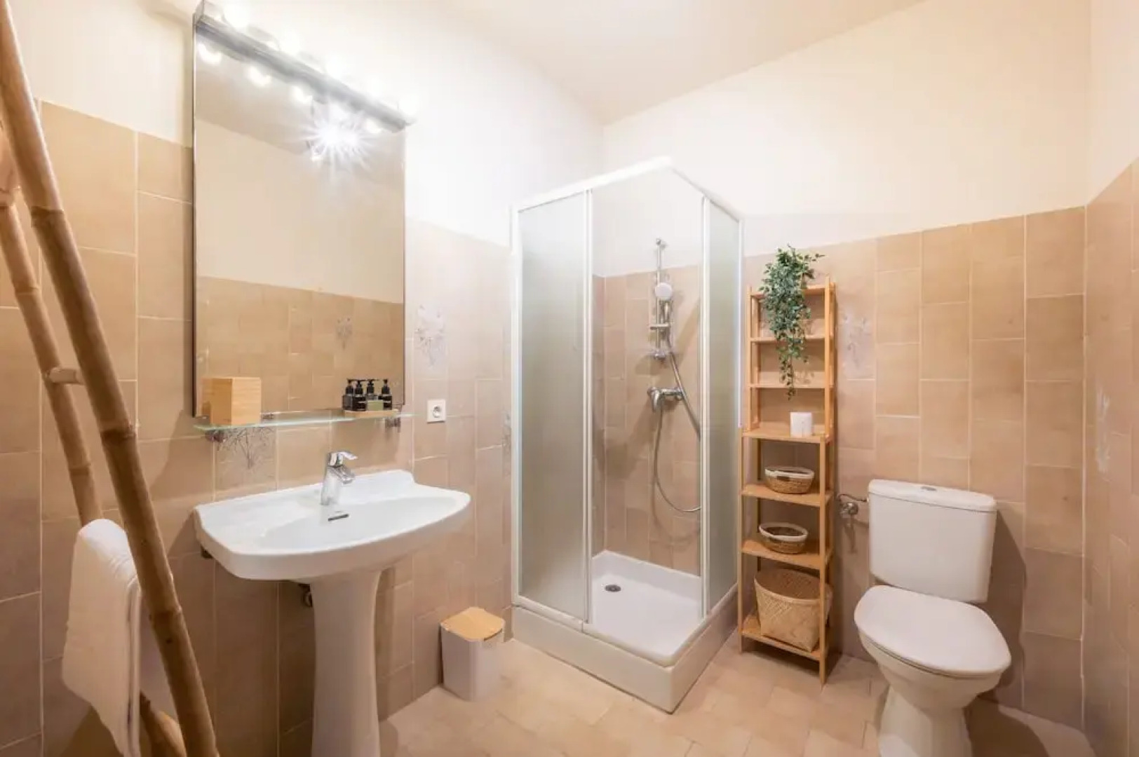 Mas Lou Pitchoun Exceptional Villa Between the Alpilles and Avignon