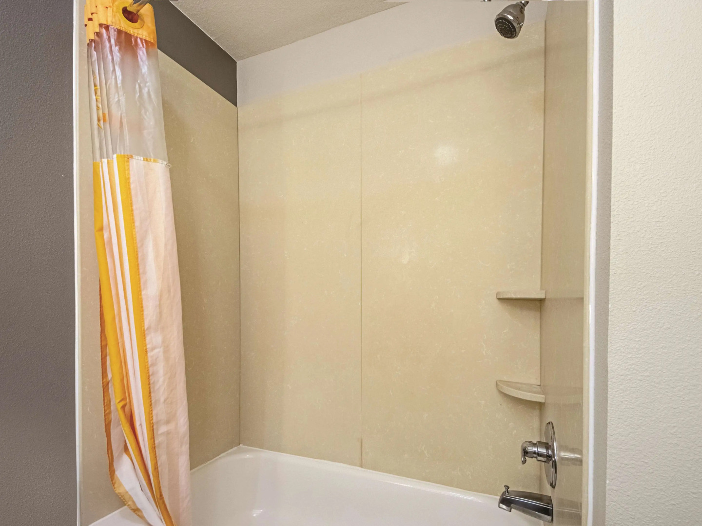 La Quinta Inn & Suites by Wyndham McKinney