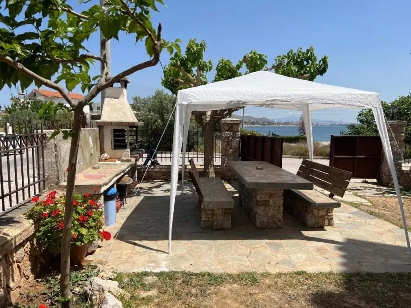 Apartment in Salamina with Garden & Sea view