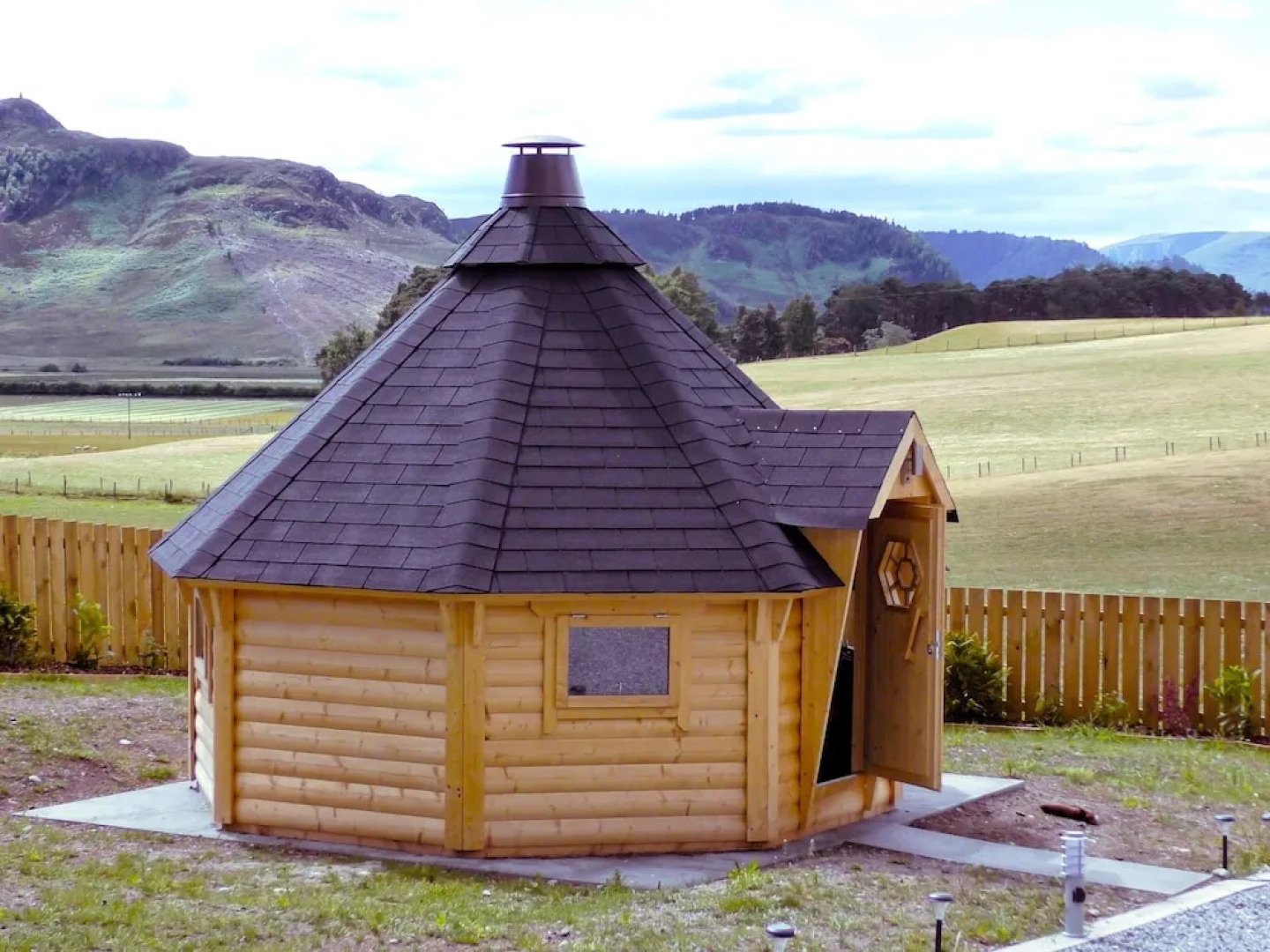 Tigh an Each B&B & Laggan Glamping
