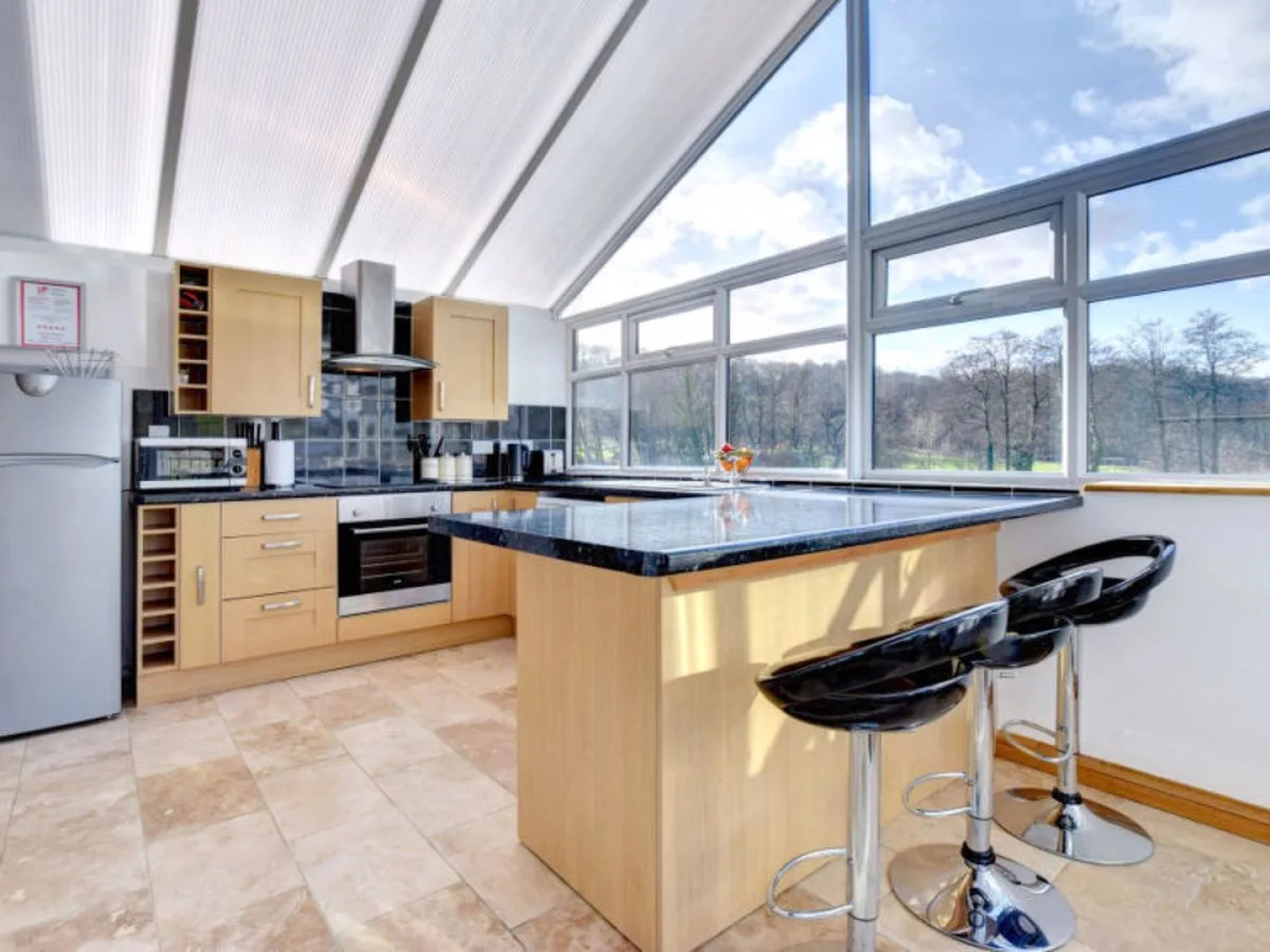 Chalet Llawr Un Sankt Johann in Tirol