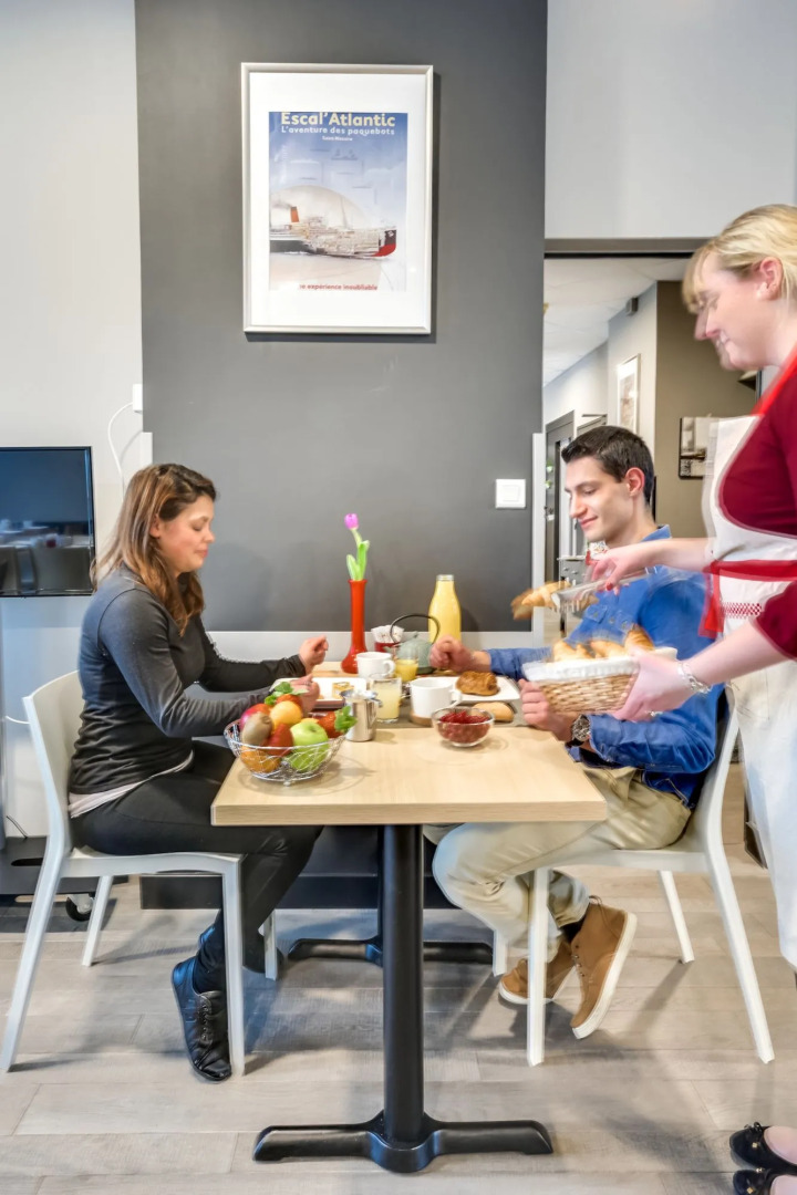 Brit Hotel St Nazaire Centre Gare