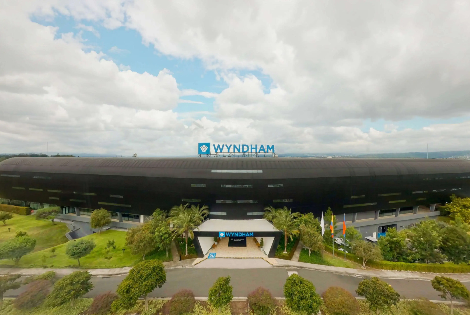 Wyndham Quito Airport