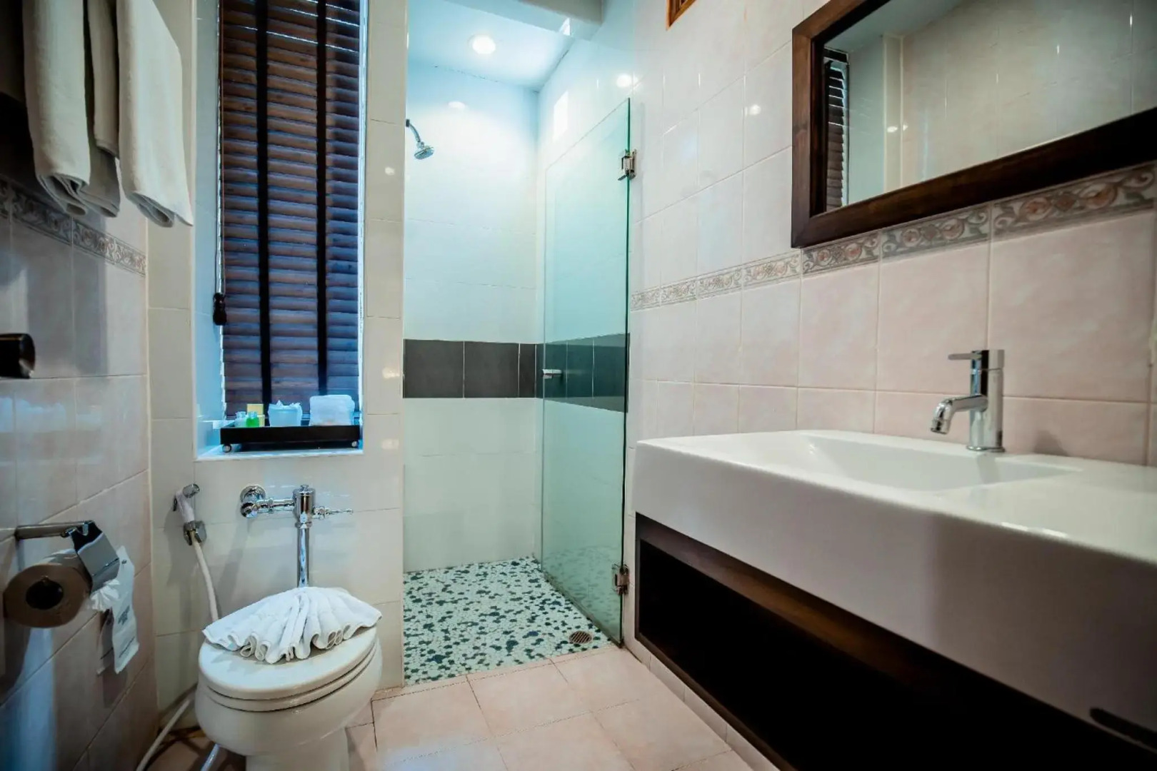 Thanthip Beach Resort