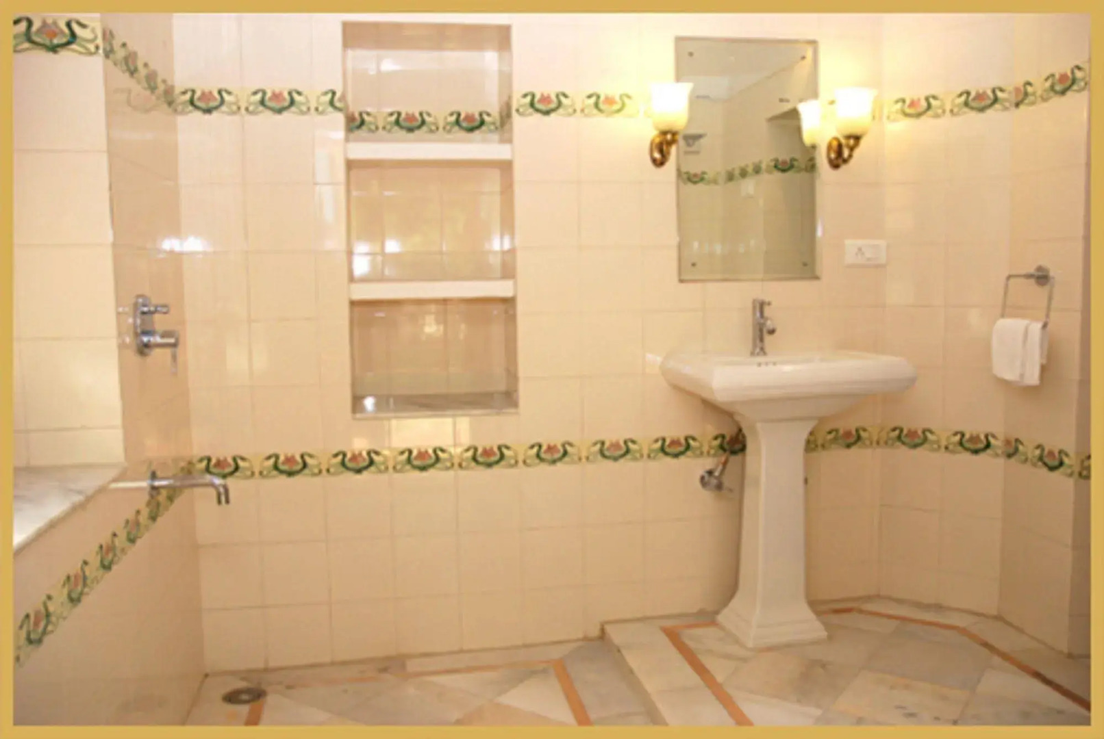 WH Bijayniwas Palace