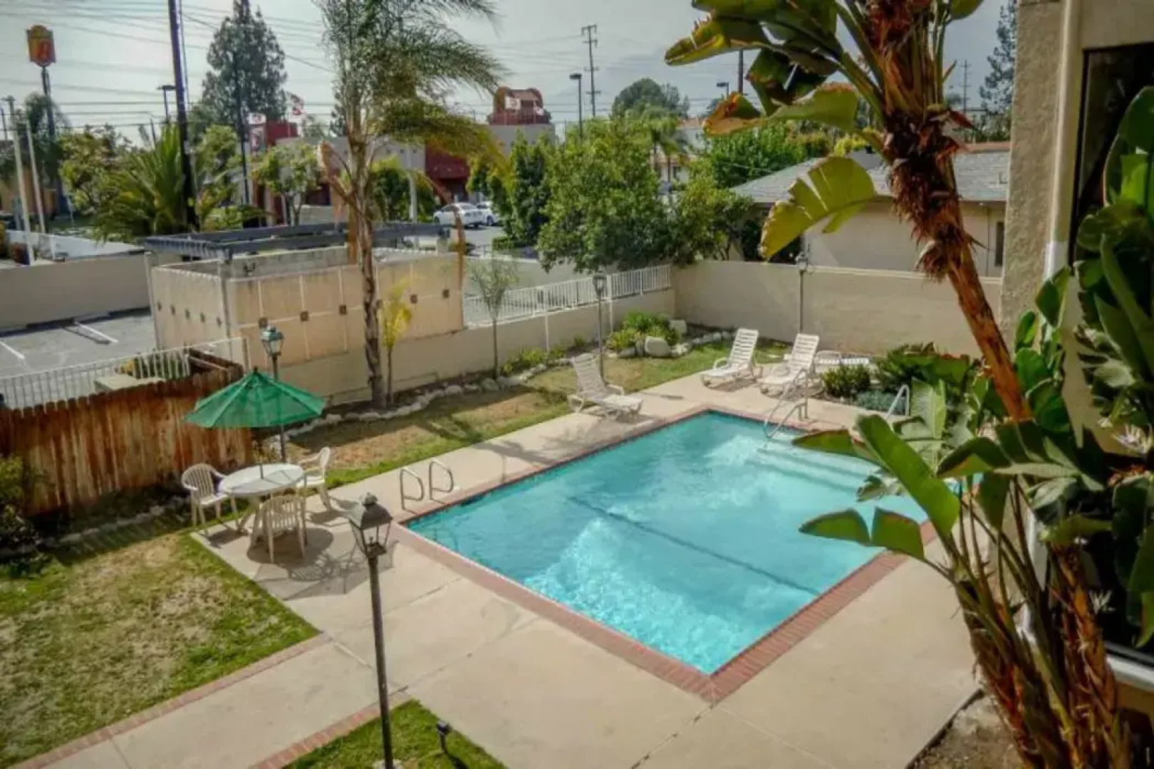 Motel 6 Azusa