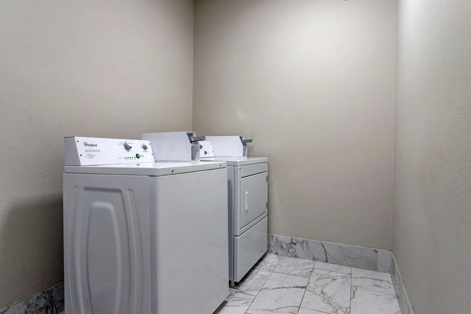 Clarion Pointe Sulphur - Lake Charles