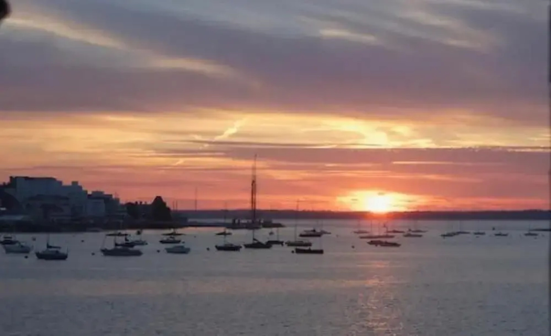 Sunset Cottage Sleeps 6 With Sea Views