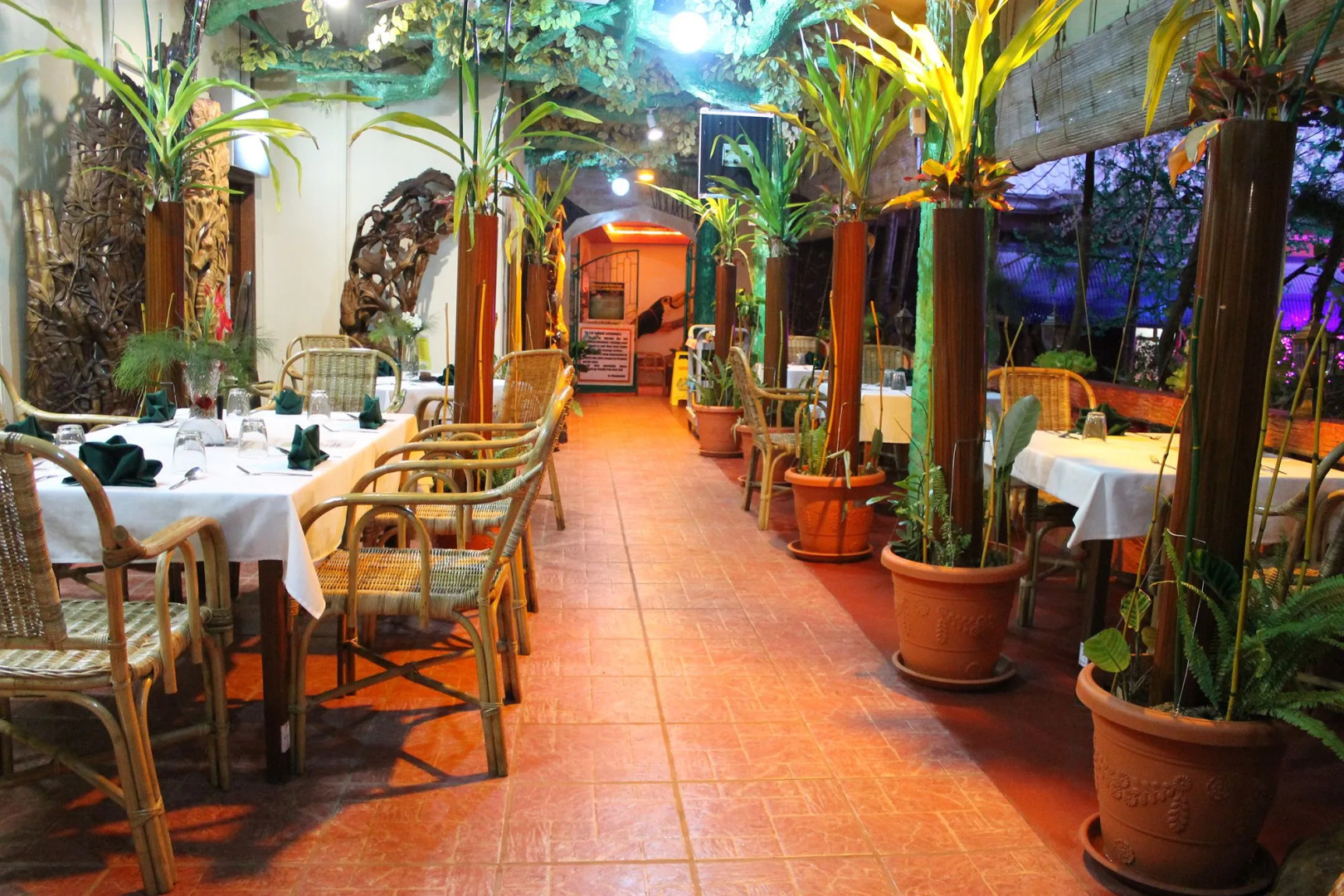 Deep Forest Garden Hotel