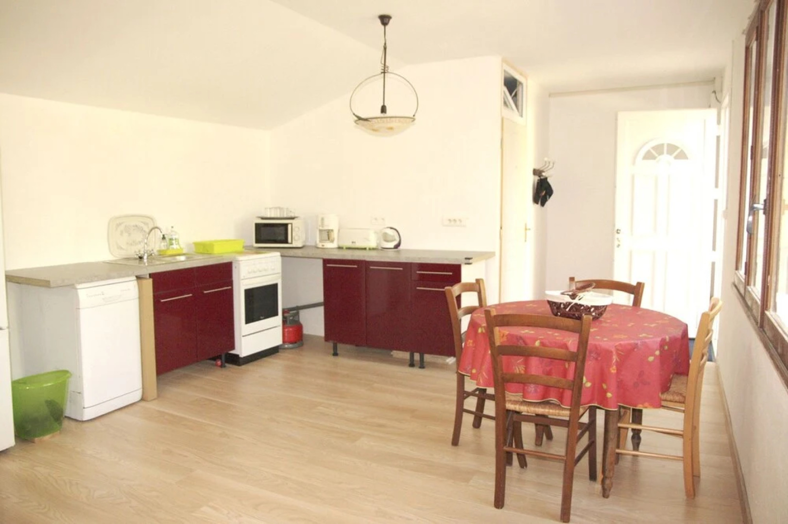 Chateau de Sainte Colombe Sur Gand