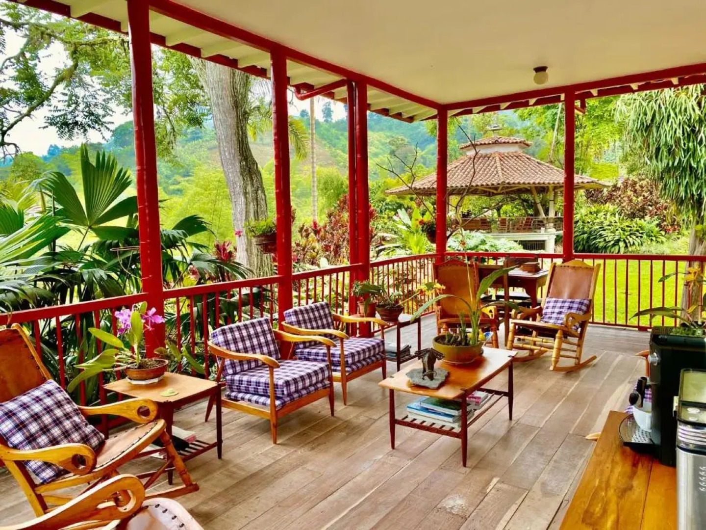 Hacienda Venecia Main House & Coffee Lodge