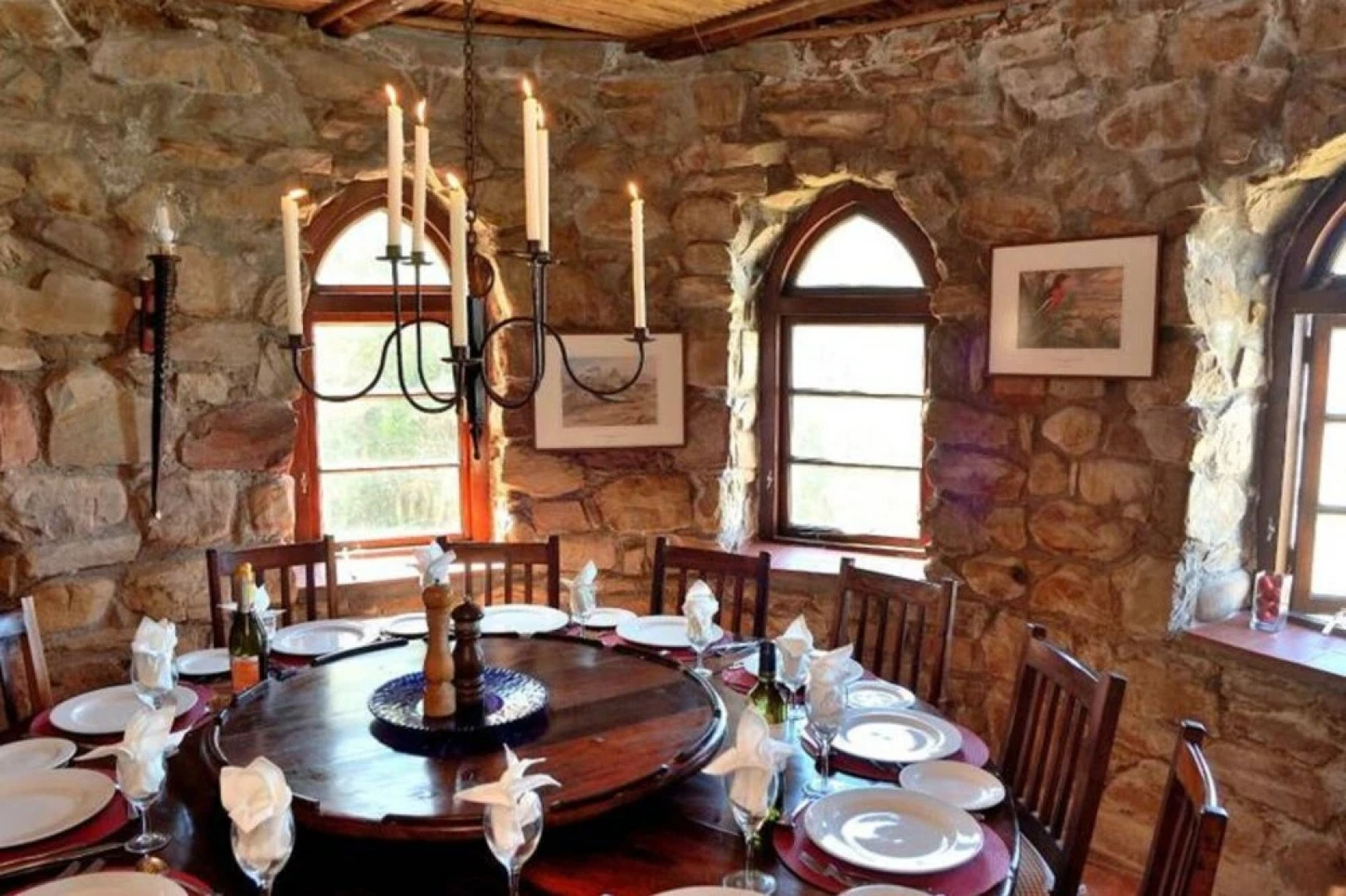 Buccara Noetzie - Lindsay Castle