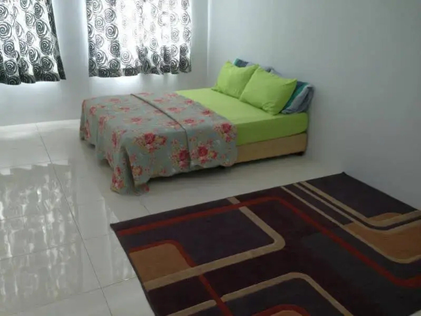 Persona Holiday Home