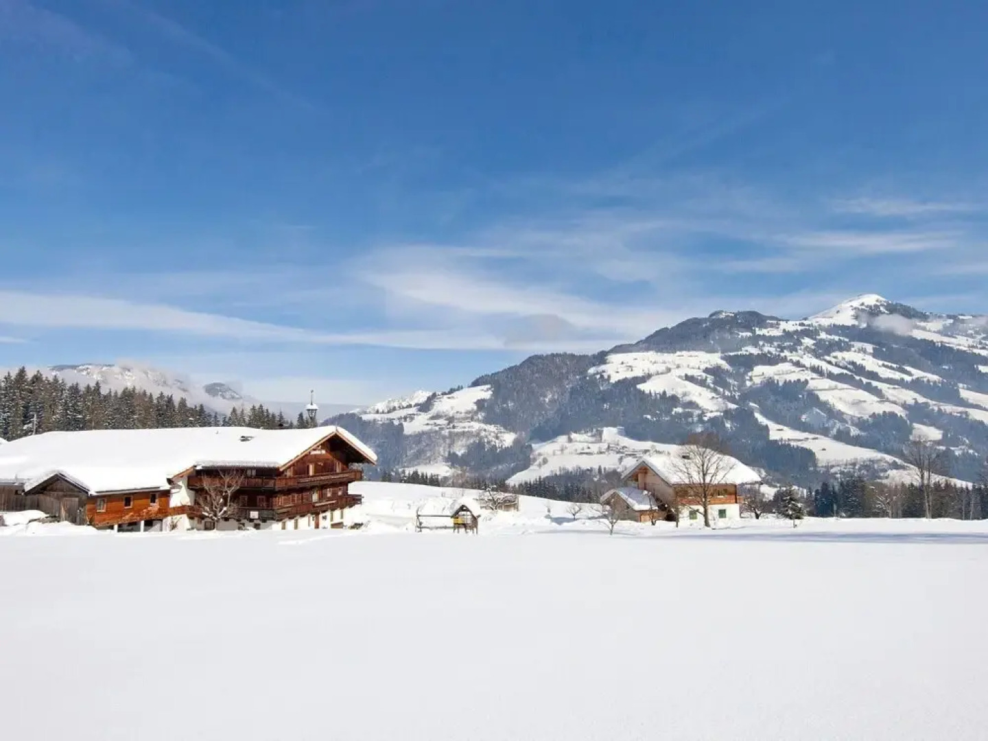 Wooden Apartment With Mountain View