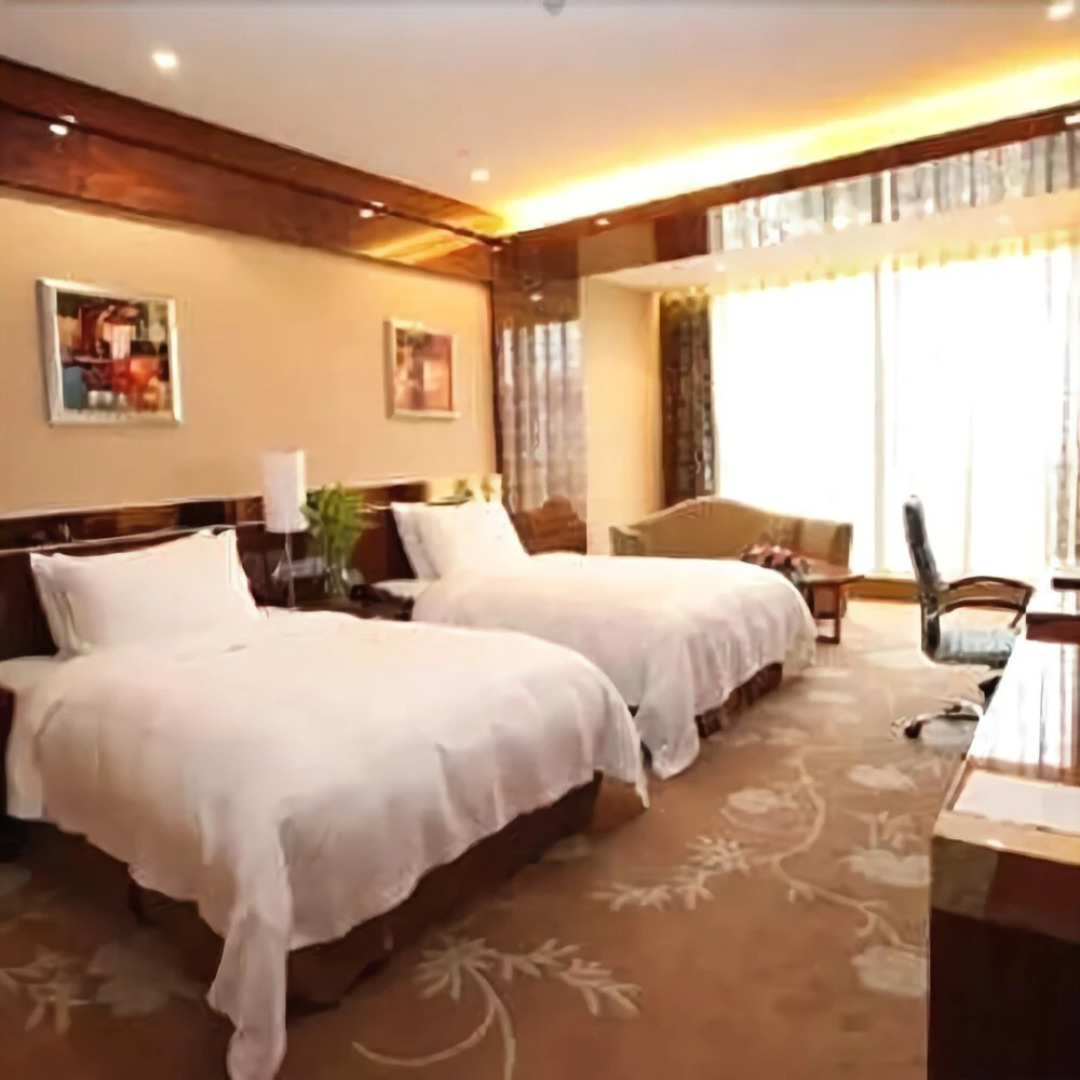 Zhengzhou Baishun International Hotel