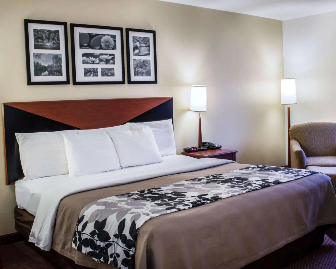 Quality Inn & Suites Chambersburg Northeast