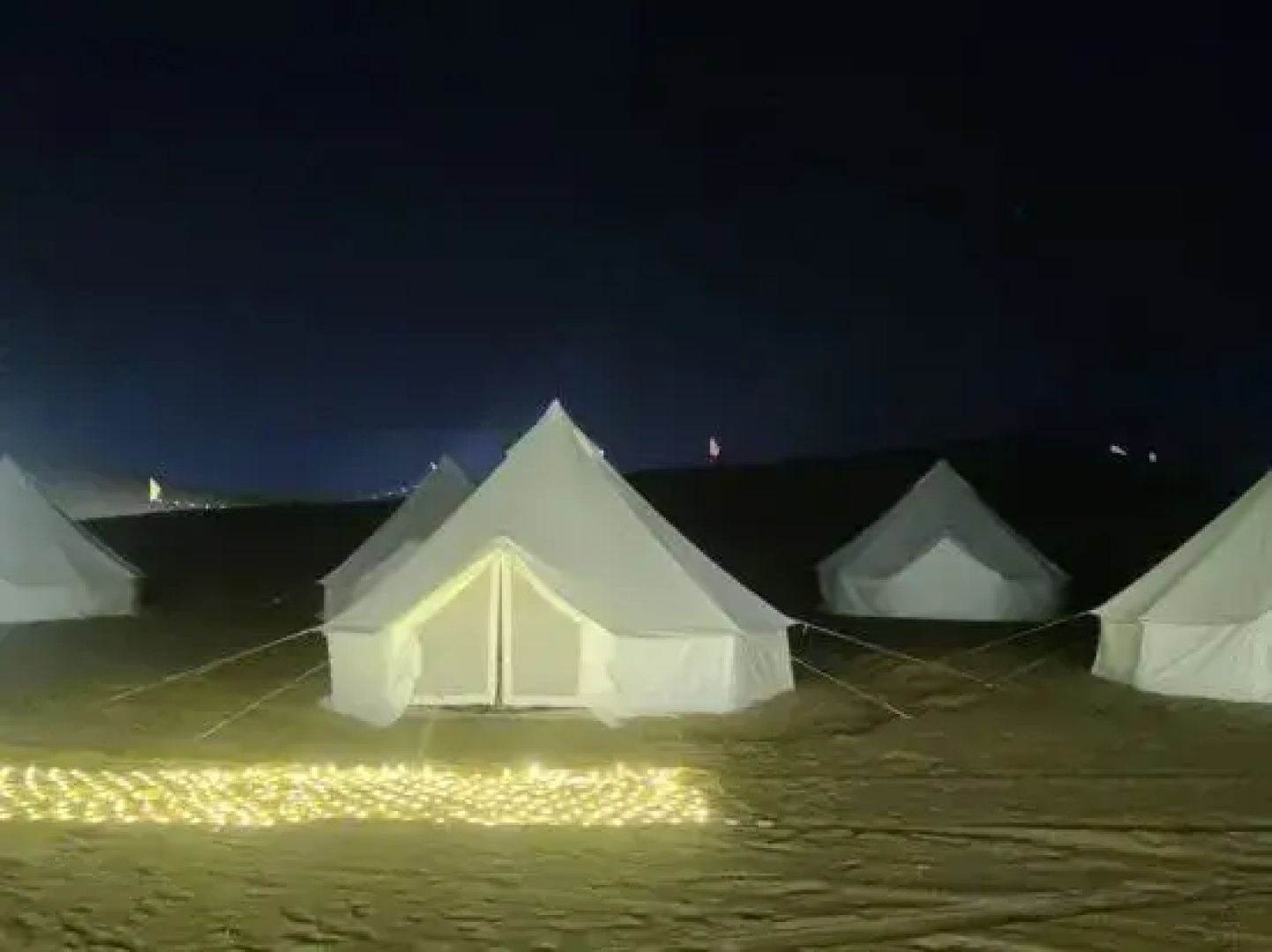 Zhongwei Daxing Night Desert Camp