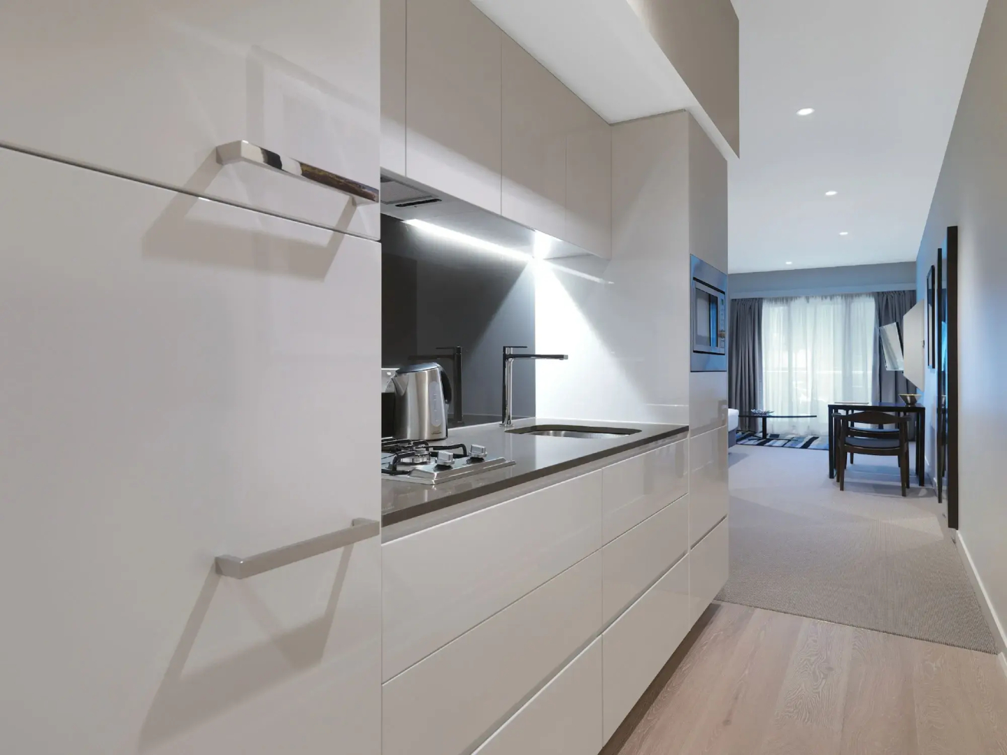 The William Suites