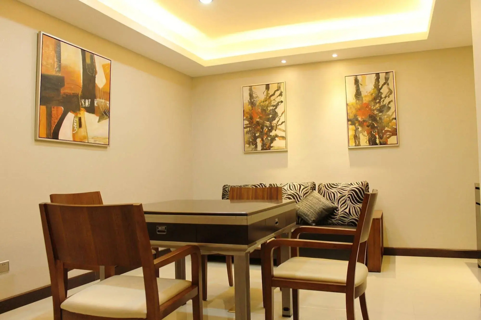 Meijing Jingpin Hotel