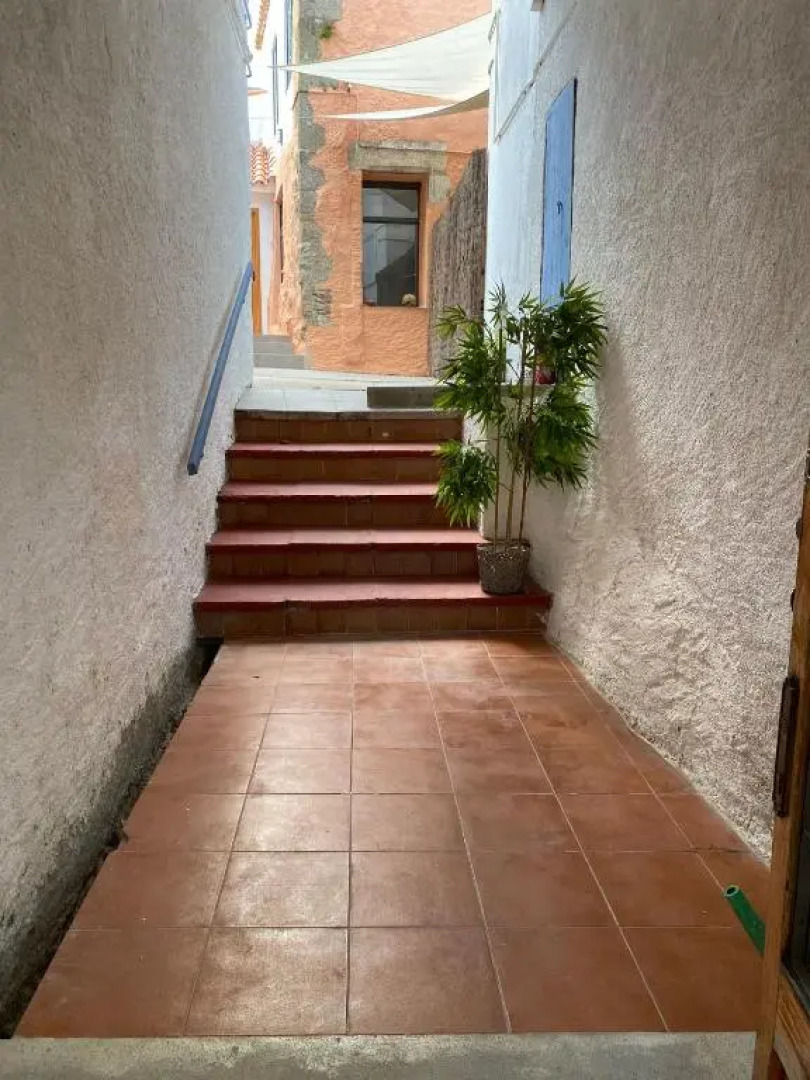 Valentinos House & Pool