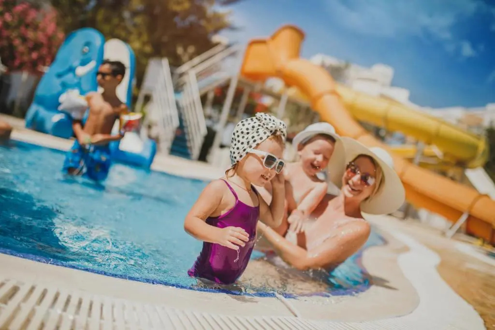 Modern Studio Sea View Apartment in Caesar Resort & Spa, Long Beach