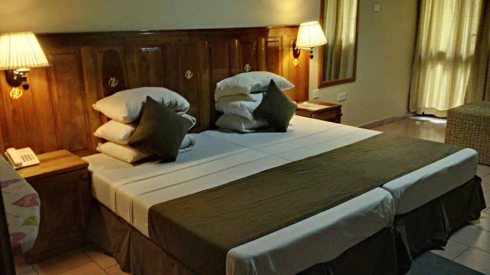 Takoradi Standard Hotel