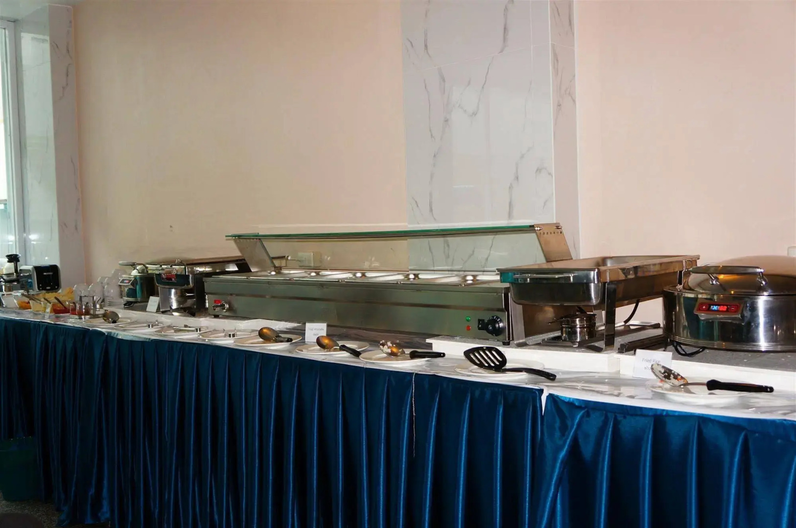 J TWO S Pratunam Hotel