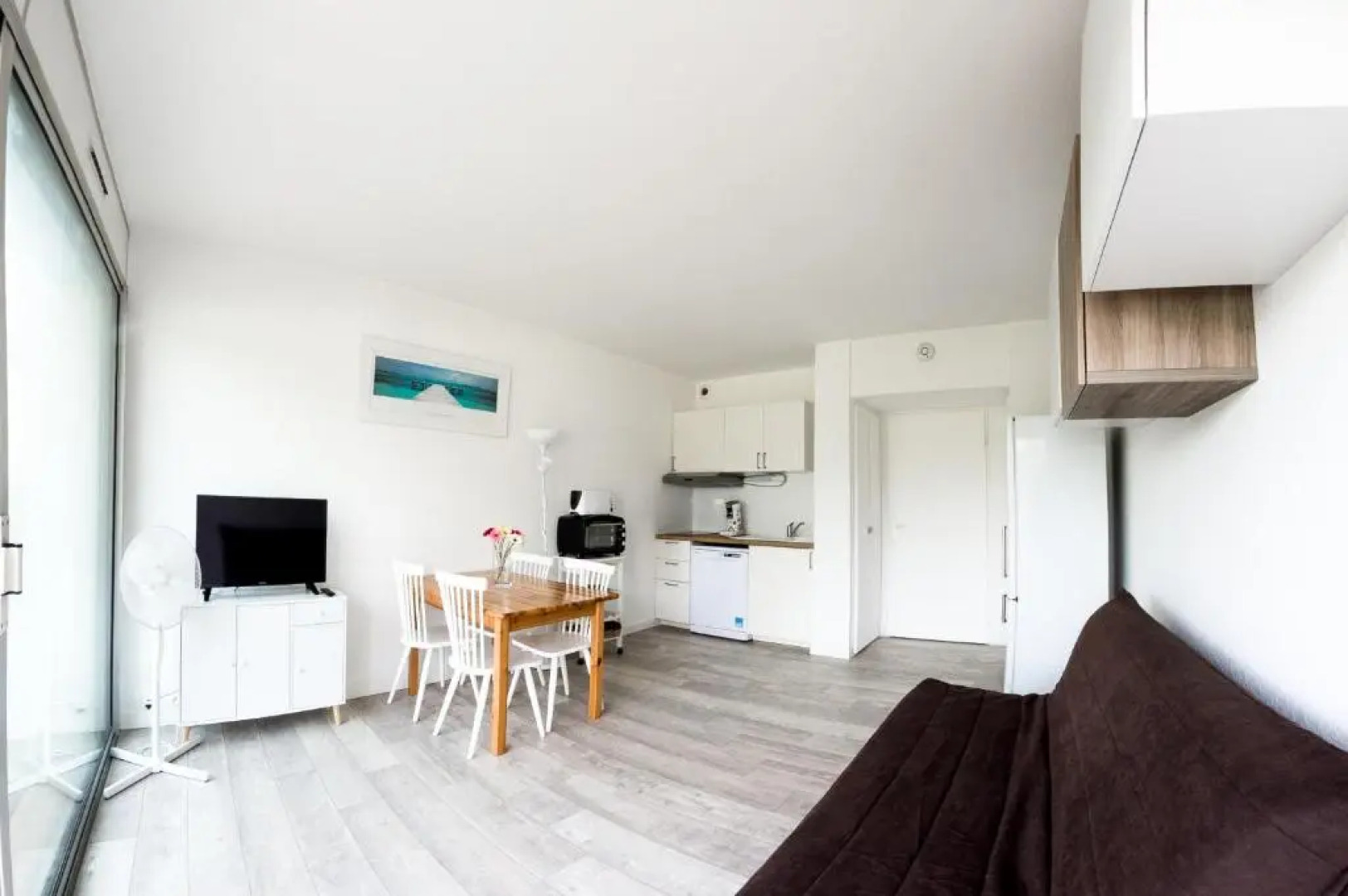 studio standing 1ere ligne Grau du roi