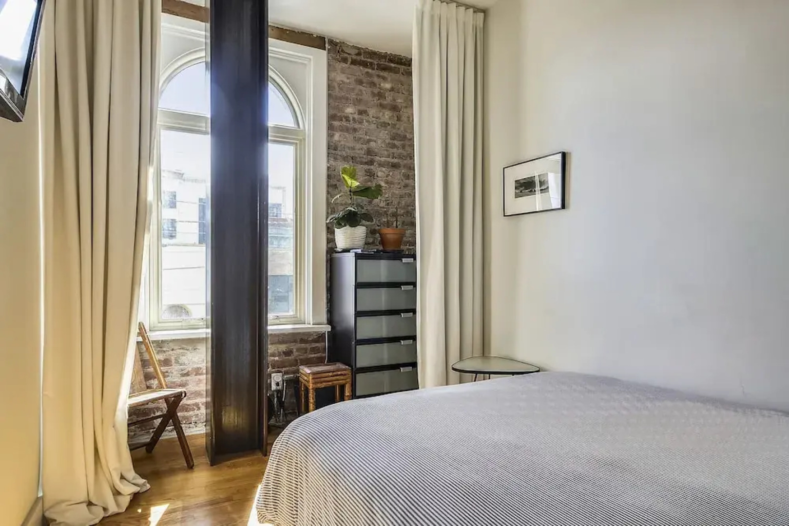 Newly Remodeled Loft In Lower Nob Hill 2 Bedroom Home by RedAwning