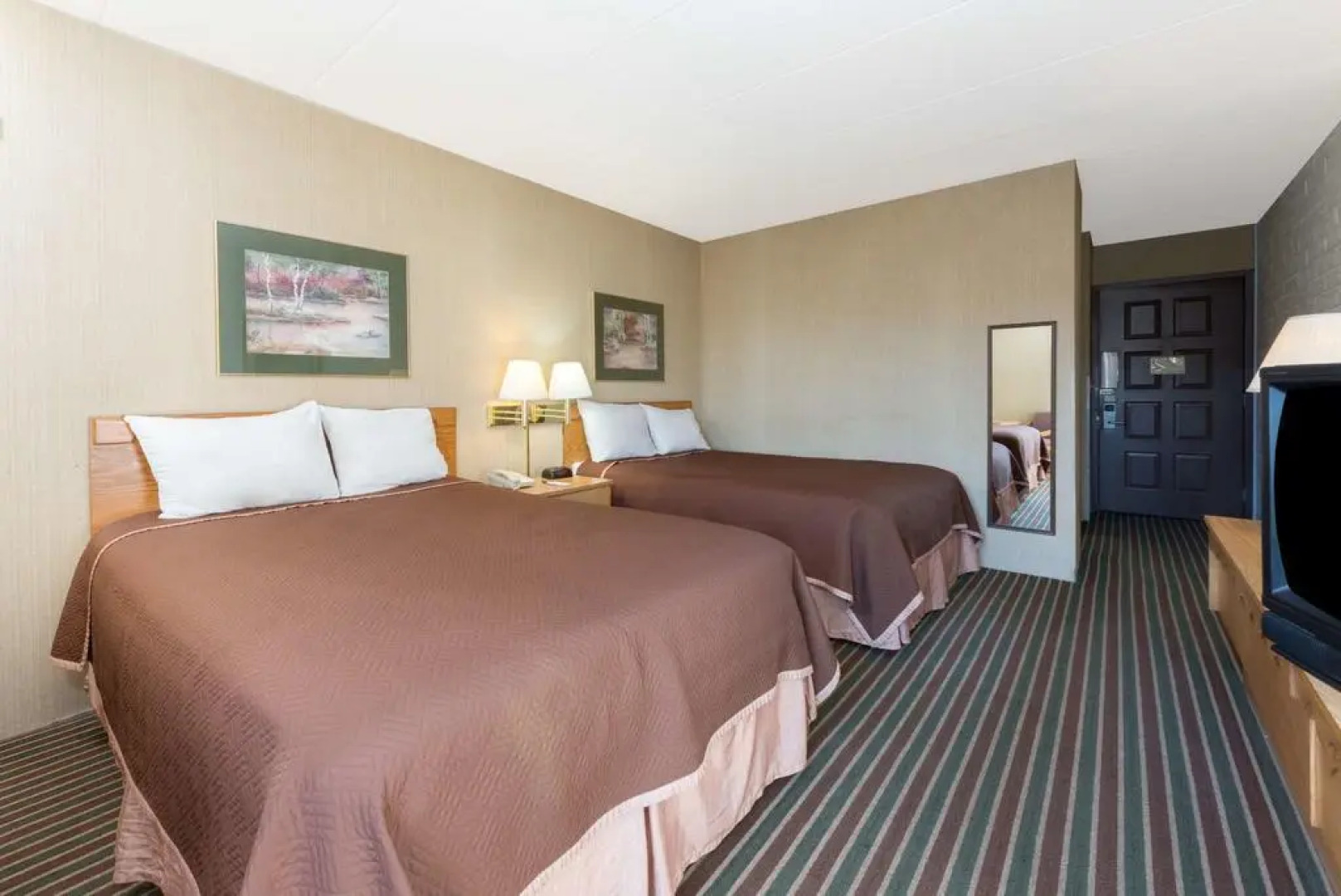 Travelodge Dayton Airport