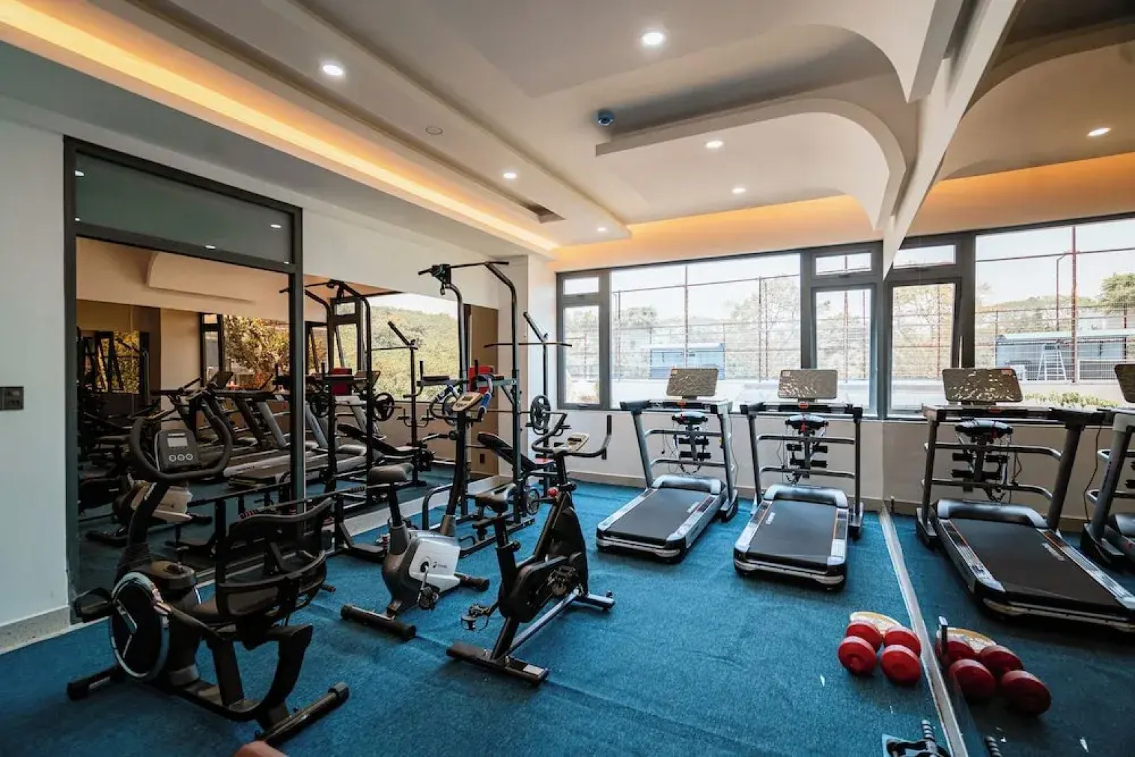 Hoang Thien Homestay & Sport