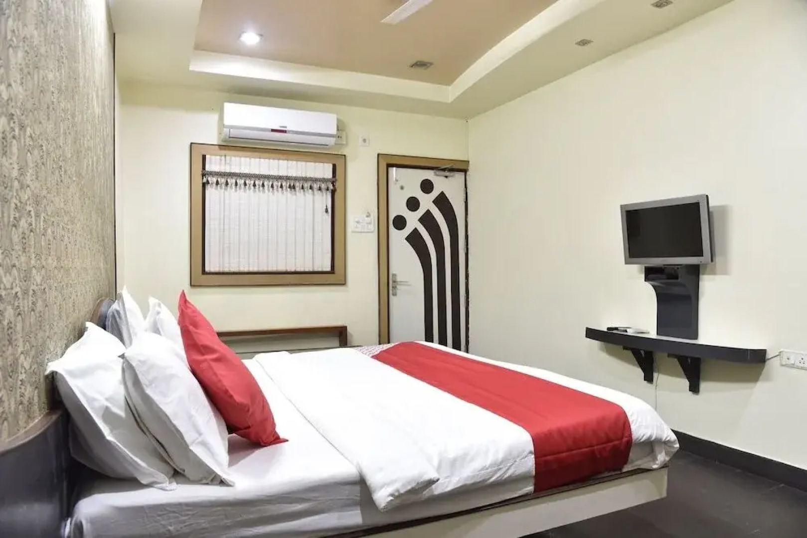 Hotel IC Inn by OYO Rooms
