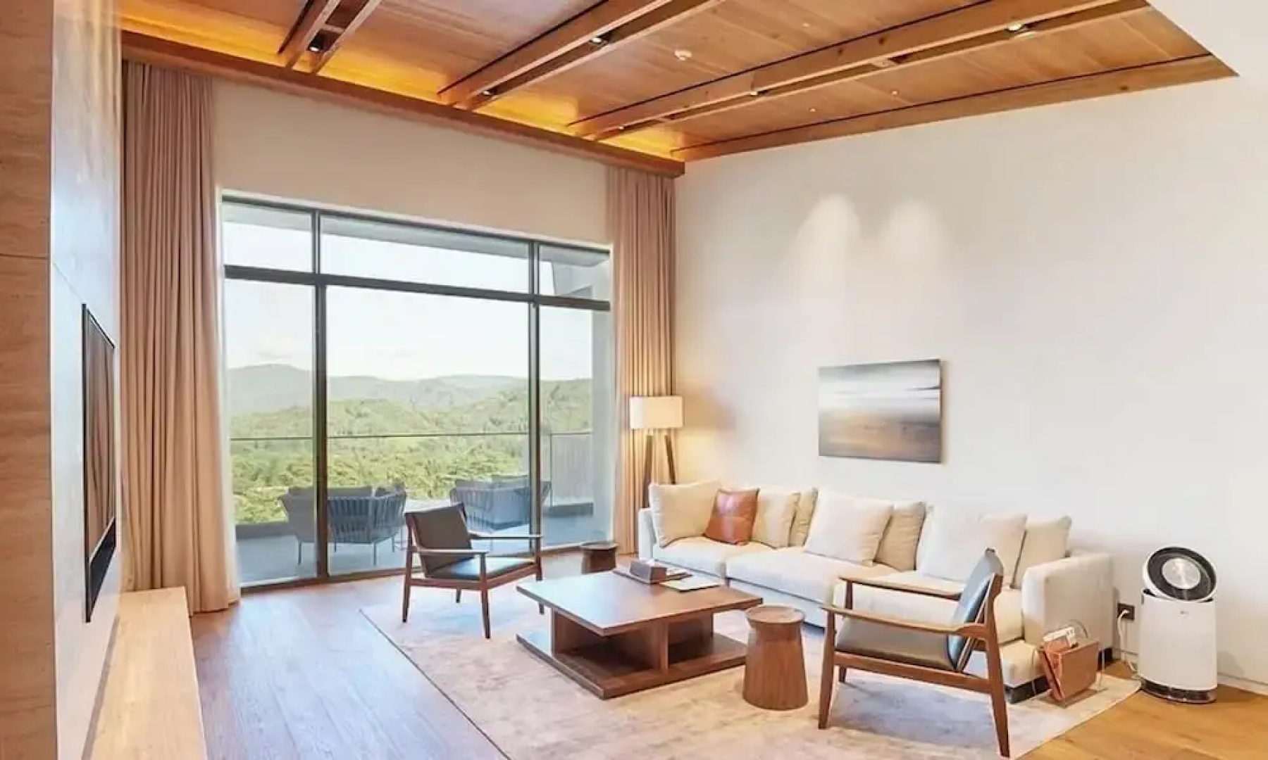 Sagewood Hong Cheon