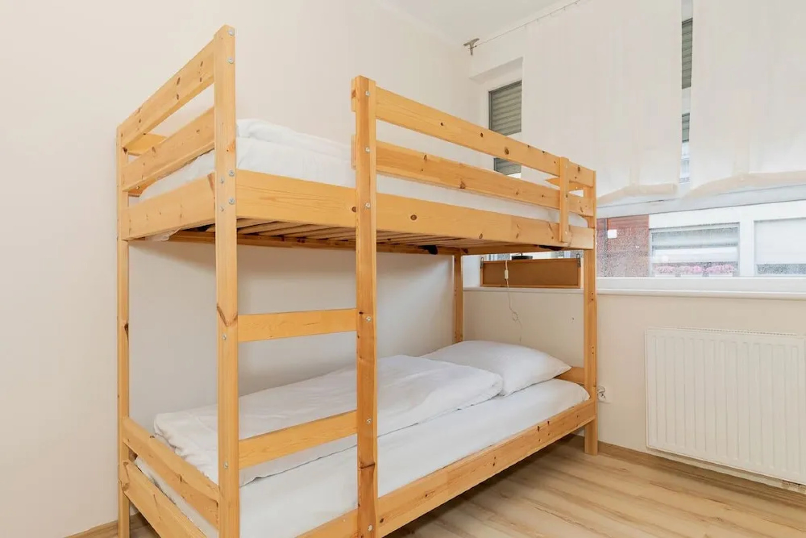 Jantar Rodzinny apartament z ogrodem