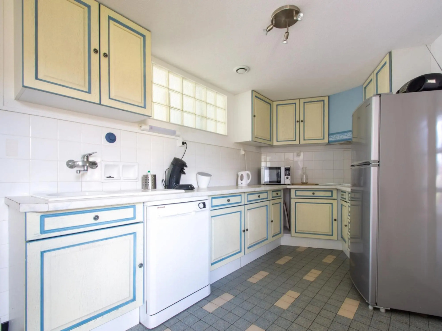 Beautiful Holiday Home in Hérisson with Private Garden