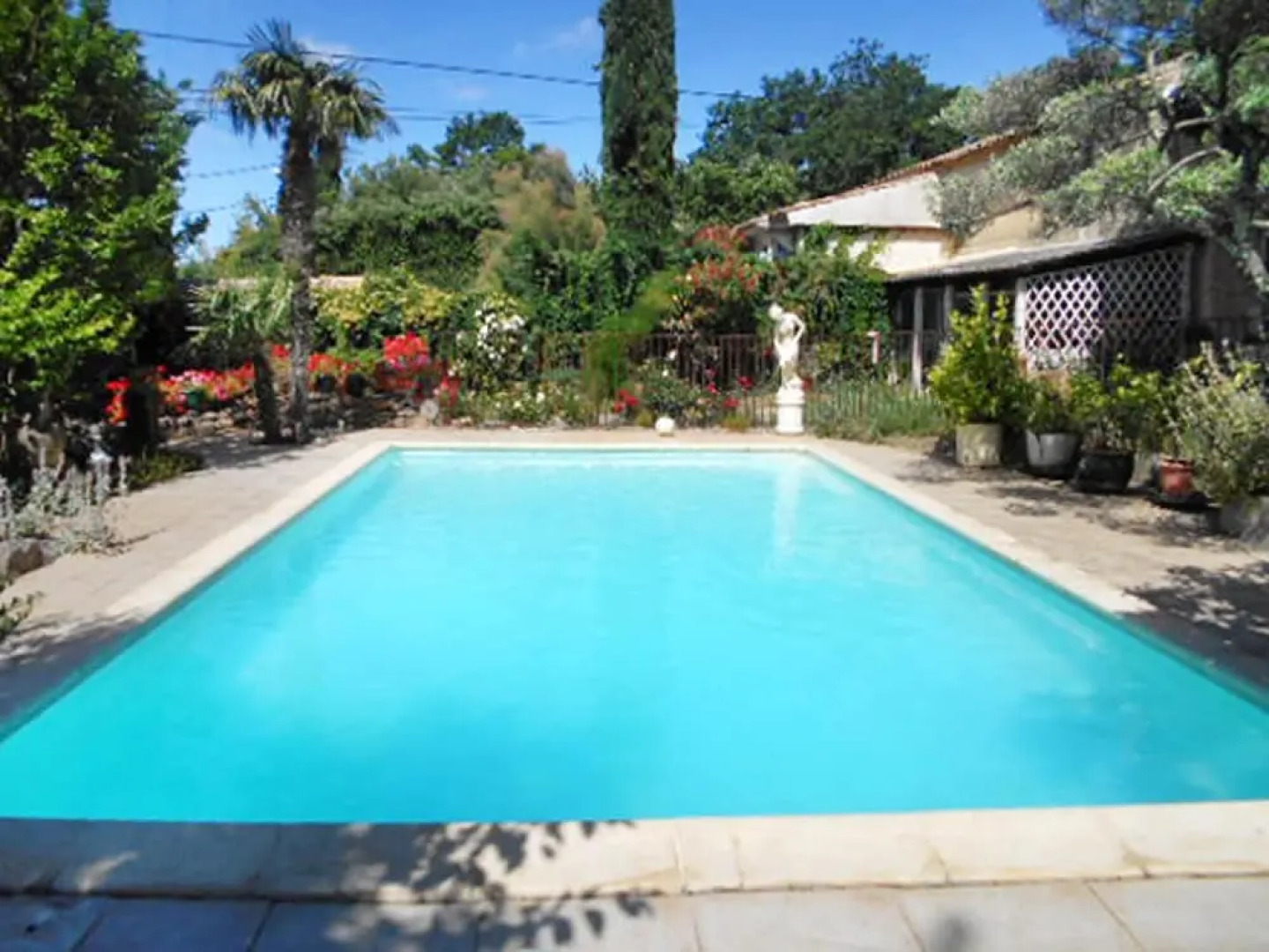 House With one Bedroom in Pougnadoresse, With Pool Access, Furnished T
